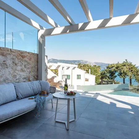Costele With Private Sandy Villa *