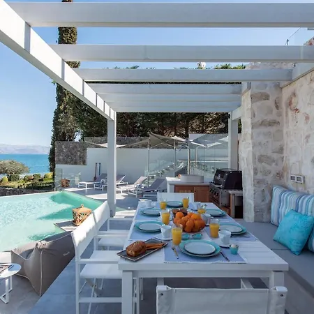 Villa Costele With Private Sandy